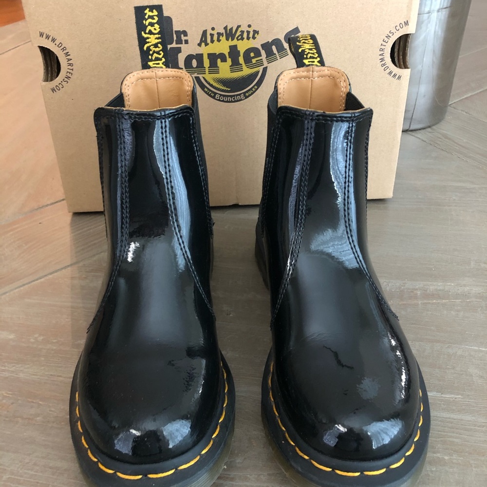 Dr. Martens Chelsea Boot Black Patent